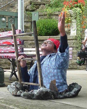 tripodearl.jpg